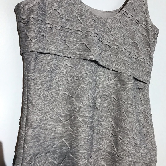 2 for $20 LE CHATEAU Grey Tiered Dress - Picture 4 of 10